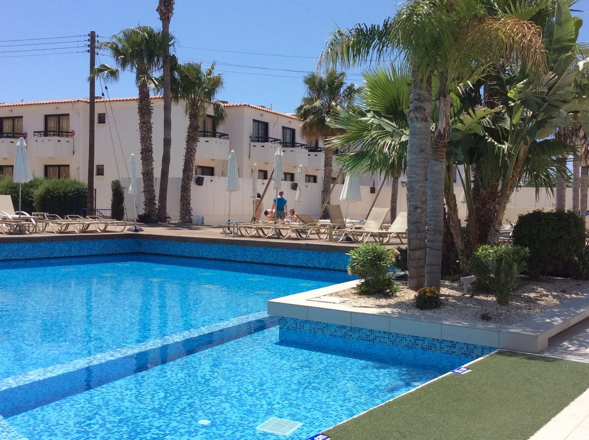 Apartment In Ayía Nápa Extérieur photo