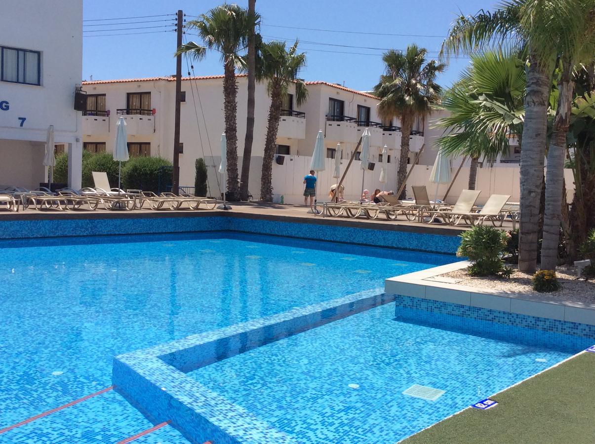 Apartment In Ayía Nápa Extérieur photo